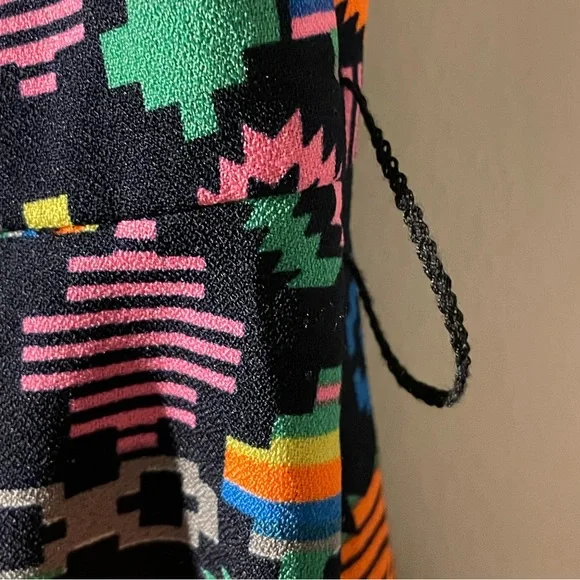 Colorful Patterned Sleeveless Flared Mini Dress - Picture 5 of 6